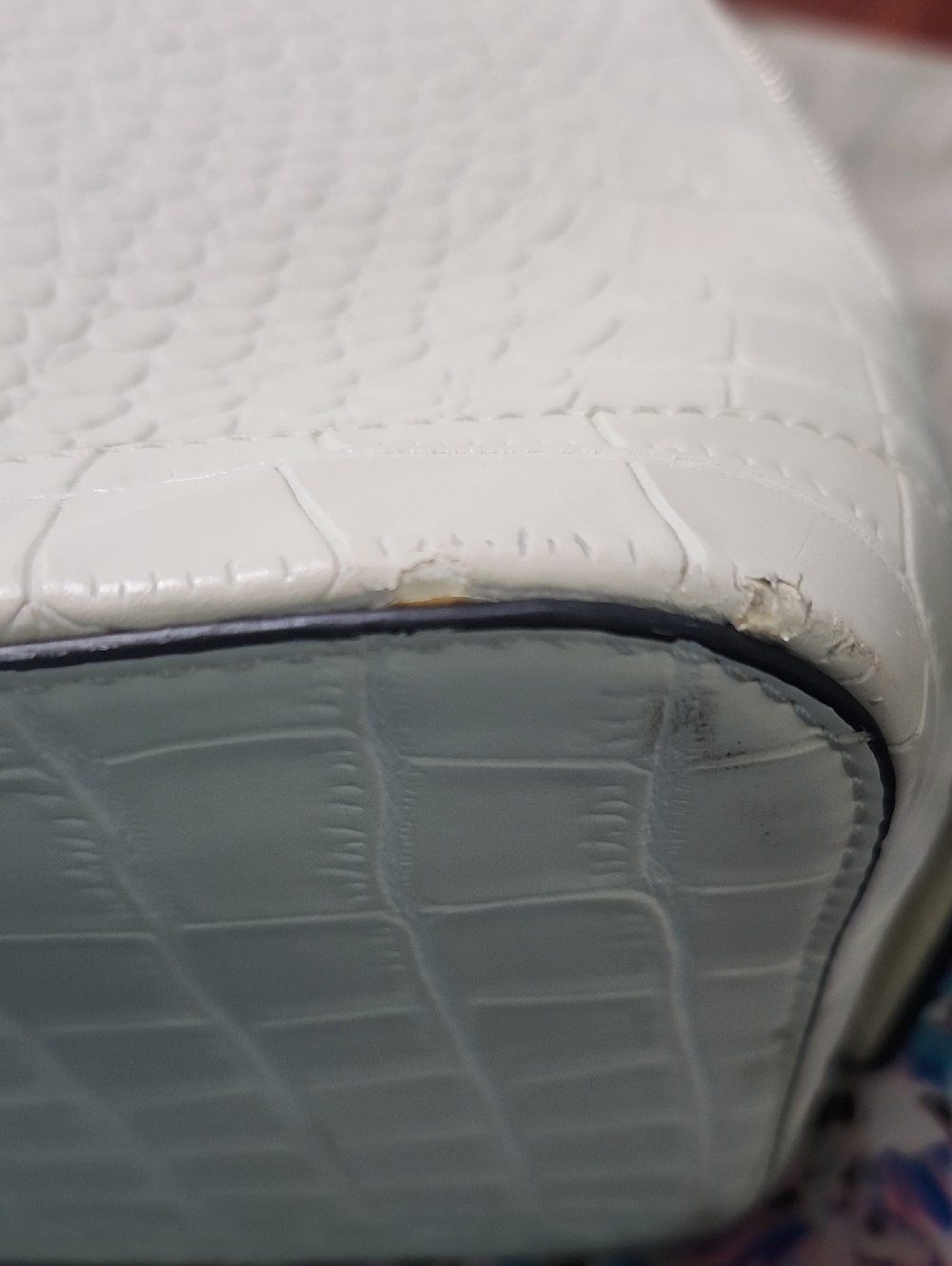 GUESS White Croc-Embossed Dome Satchel - Picture 13 of 16